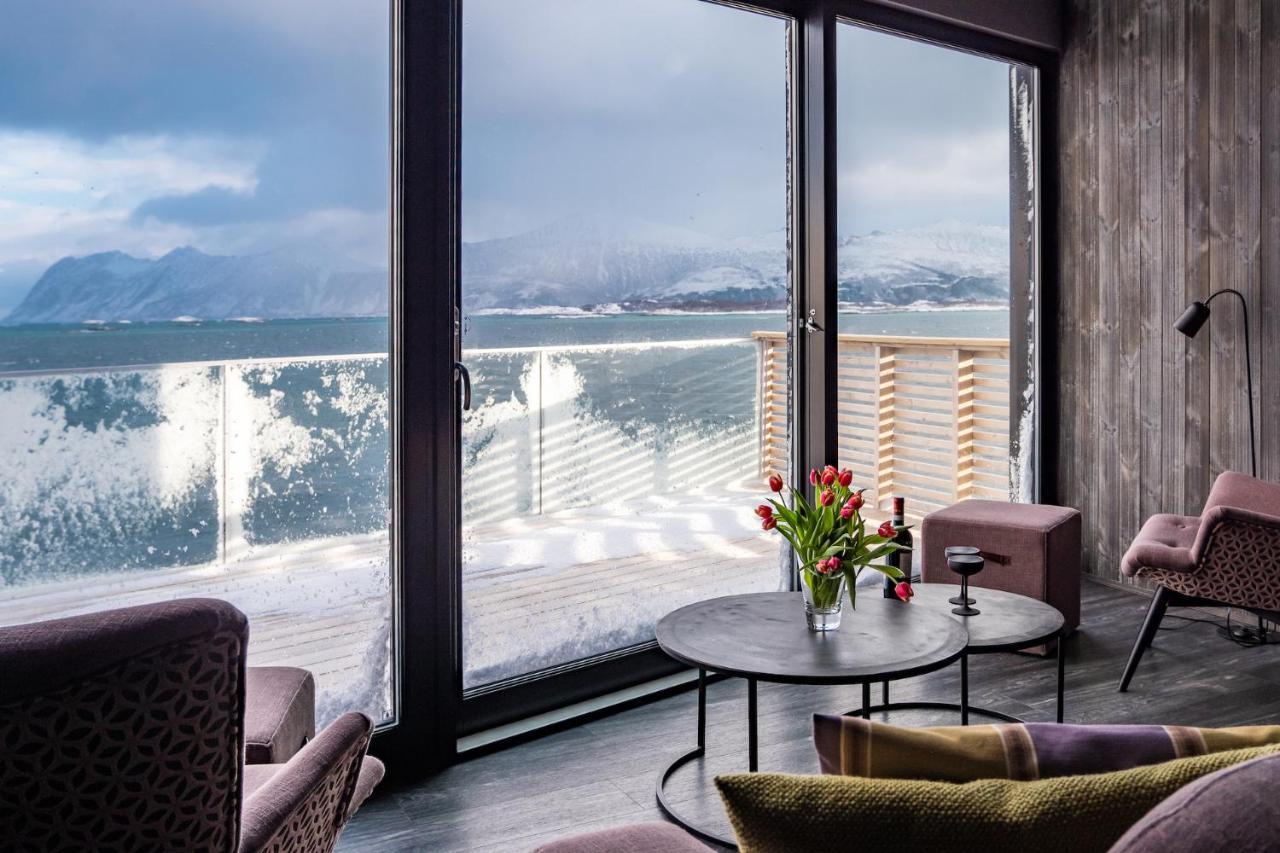 Hotel Hamn I Senja Zewnętrze zdjęcie