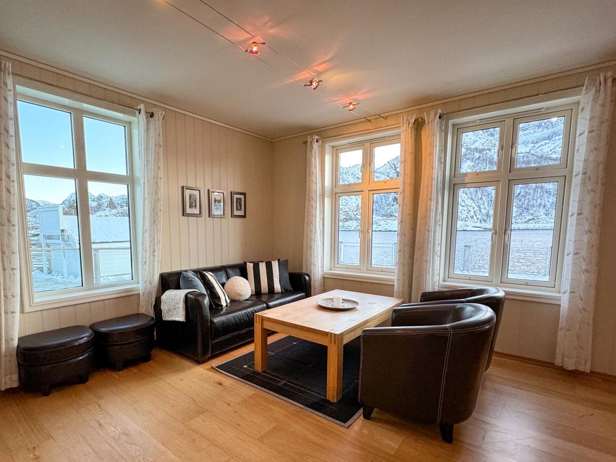 Hotel Hamn I Senja Zewnętrze zdjęcie